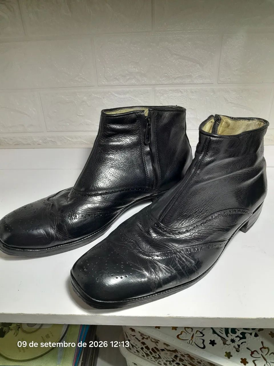 Bota masculina couro preto usada - Foto 2