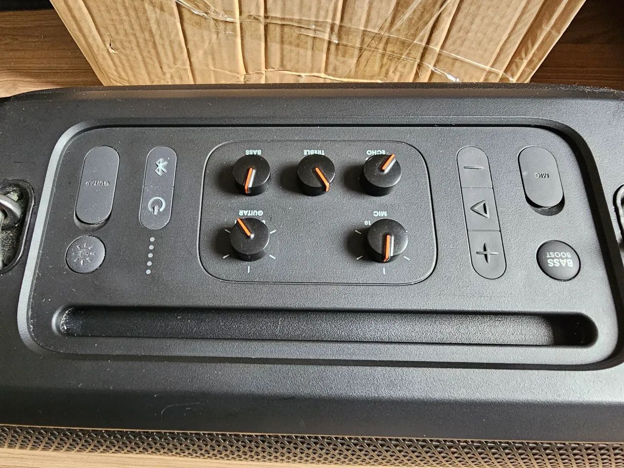 CAIXA JBL PARTYBOX ON THE GO - Foto 2