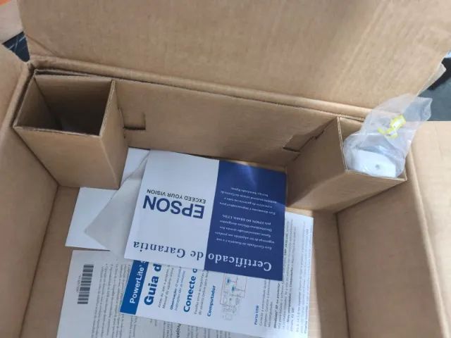 Projetor Epson Powerlite s27 - Foto 2