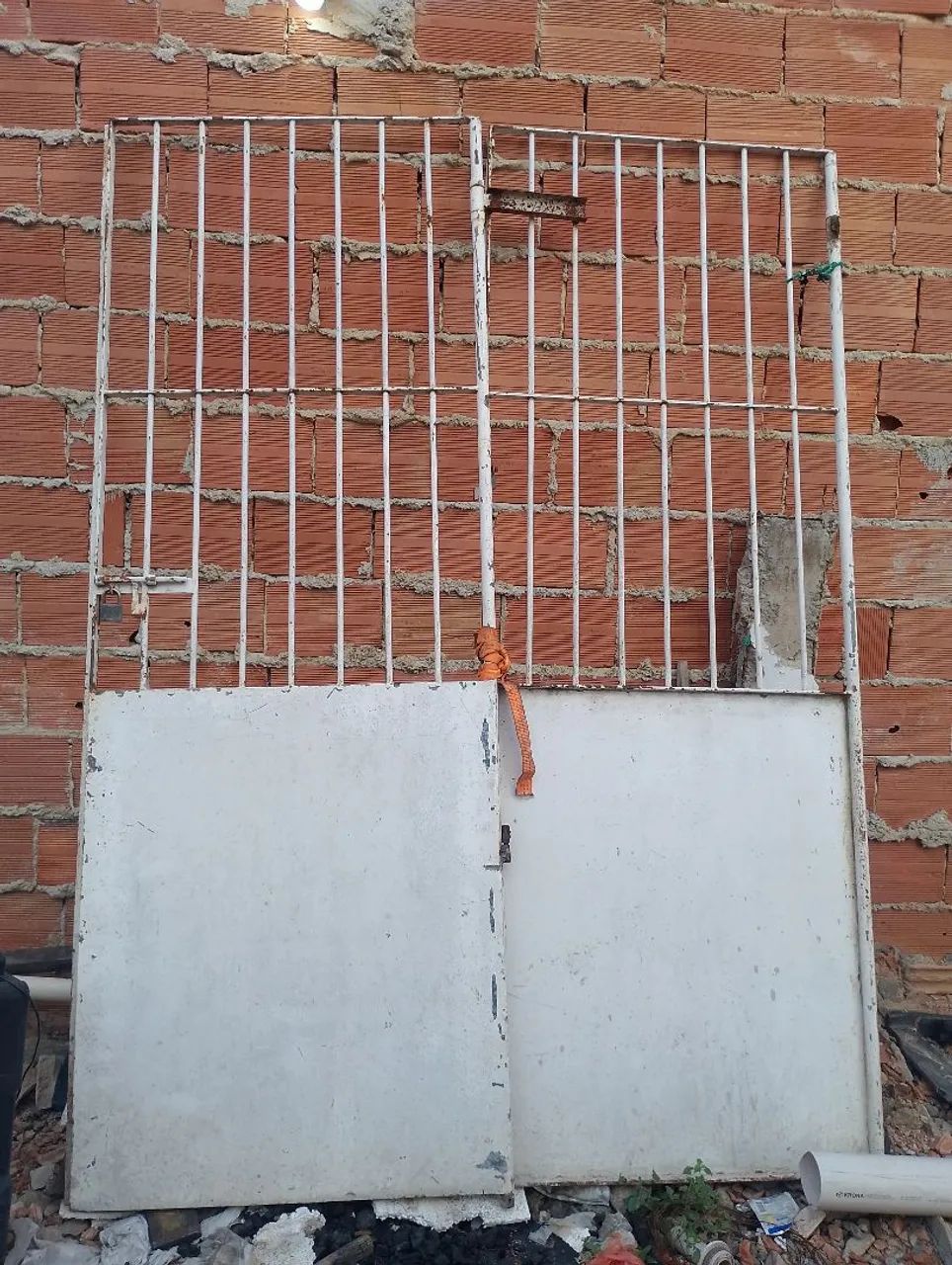 Portão de ferro 
