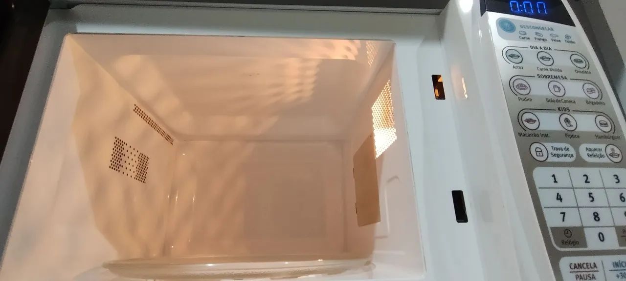 Microondas Eletrolux 20L  - Foto 5