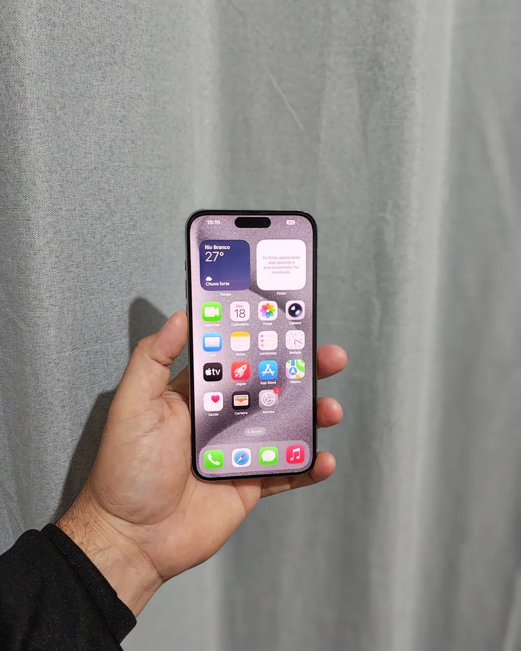 Vendo ou troco iphone 15 pro Max 