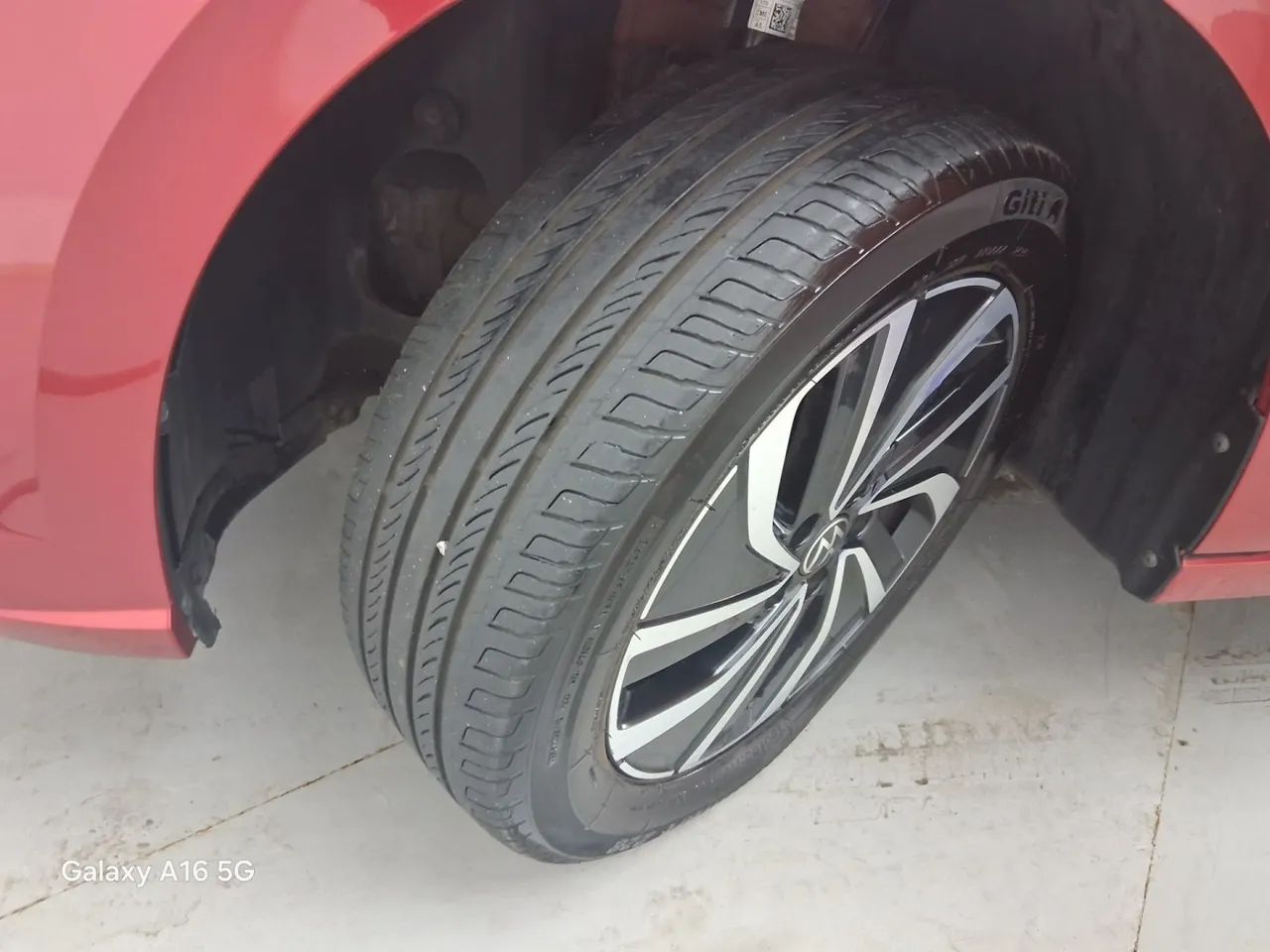 Volkswagen Polo Highline 170 TSI 1.0 Flex 12V Aut., foto 11 de 18