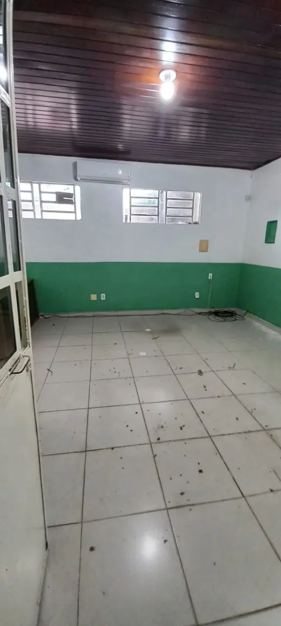 Galpão e Porto - Av. Bernardo Sayão 800 m²  - Foto 4
