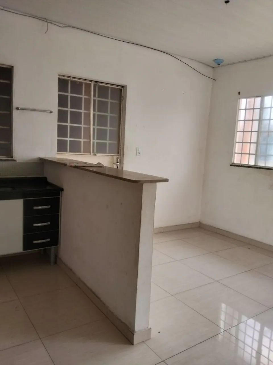 ALUGA-SE APARTAMENTO<br> - Foto 3