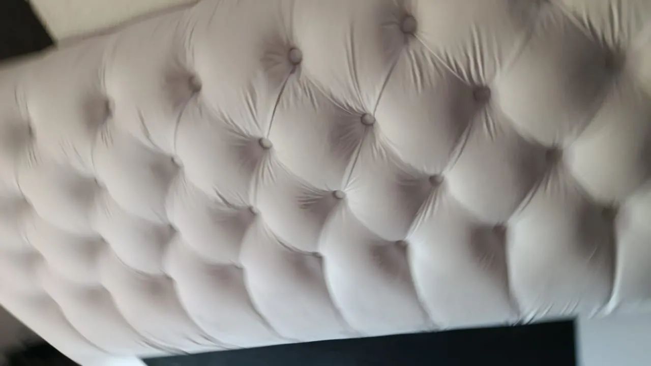 Vendo cama box de casal completa, com colchão e cabeceira.<br> - Foto 4