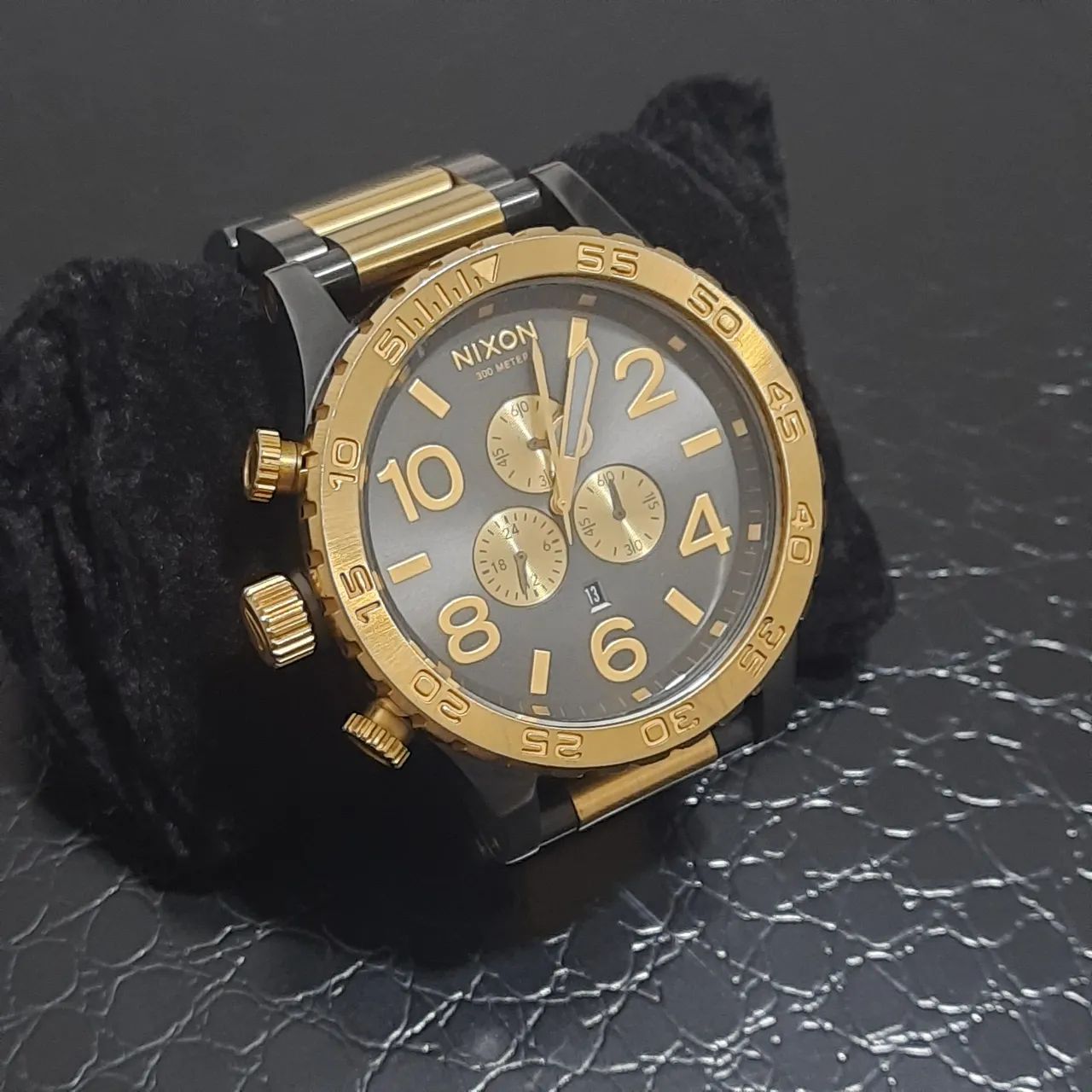 Relógio Nixon 51-30 Royal Gold  - Foto 3