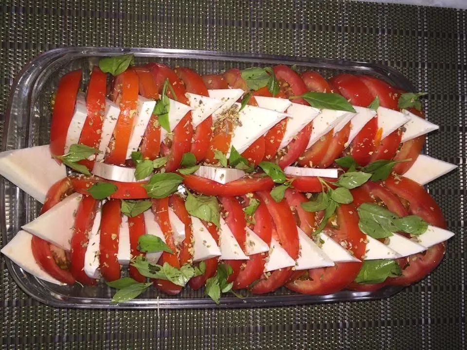 Vaga auxiliar de cozinha 
