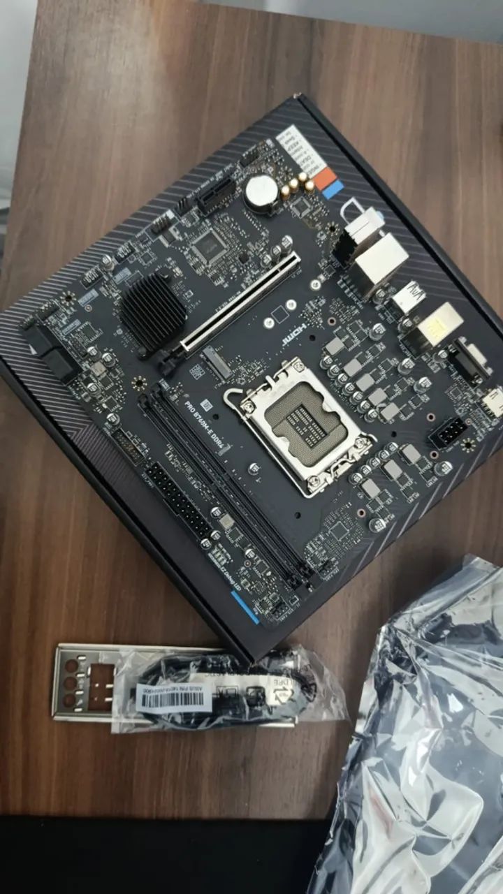 PLACA MÃE B760 MSI PRO E DDR4