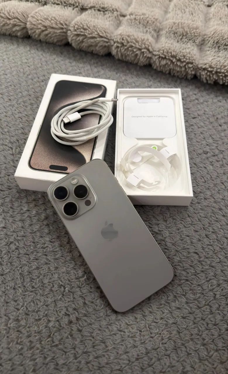 iPhone 15 Pro Max 256GB SIMフリー バッテリー87% iPhone 15 Pro Max 256gb - Bateria 87% - Celulares e Smartphones