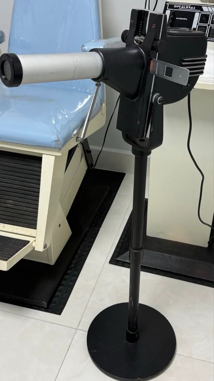 Projetor de Optotipos de chão ( Consultório oftalmológico)  - Foto 2