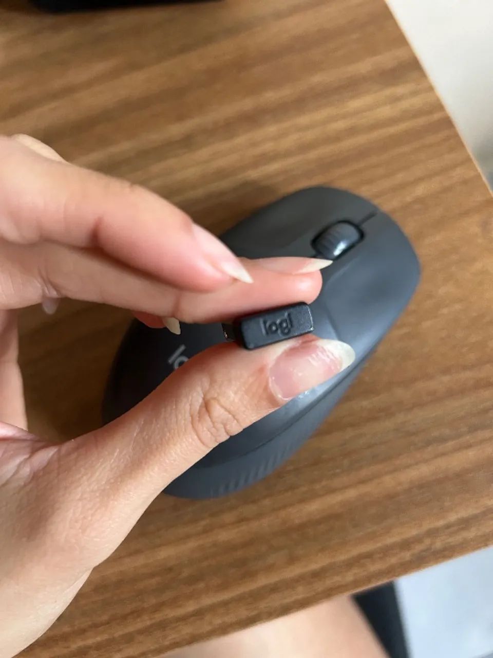 Mouse logi sem fio  - Foto 3