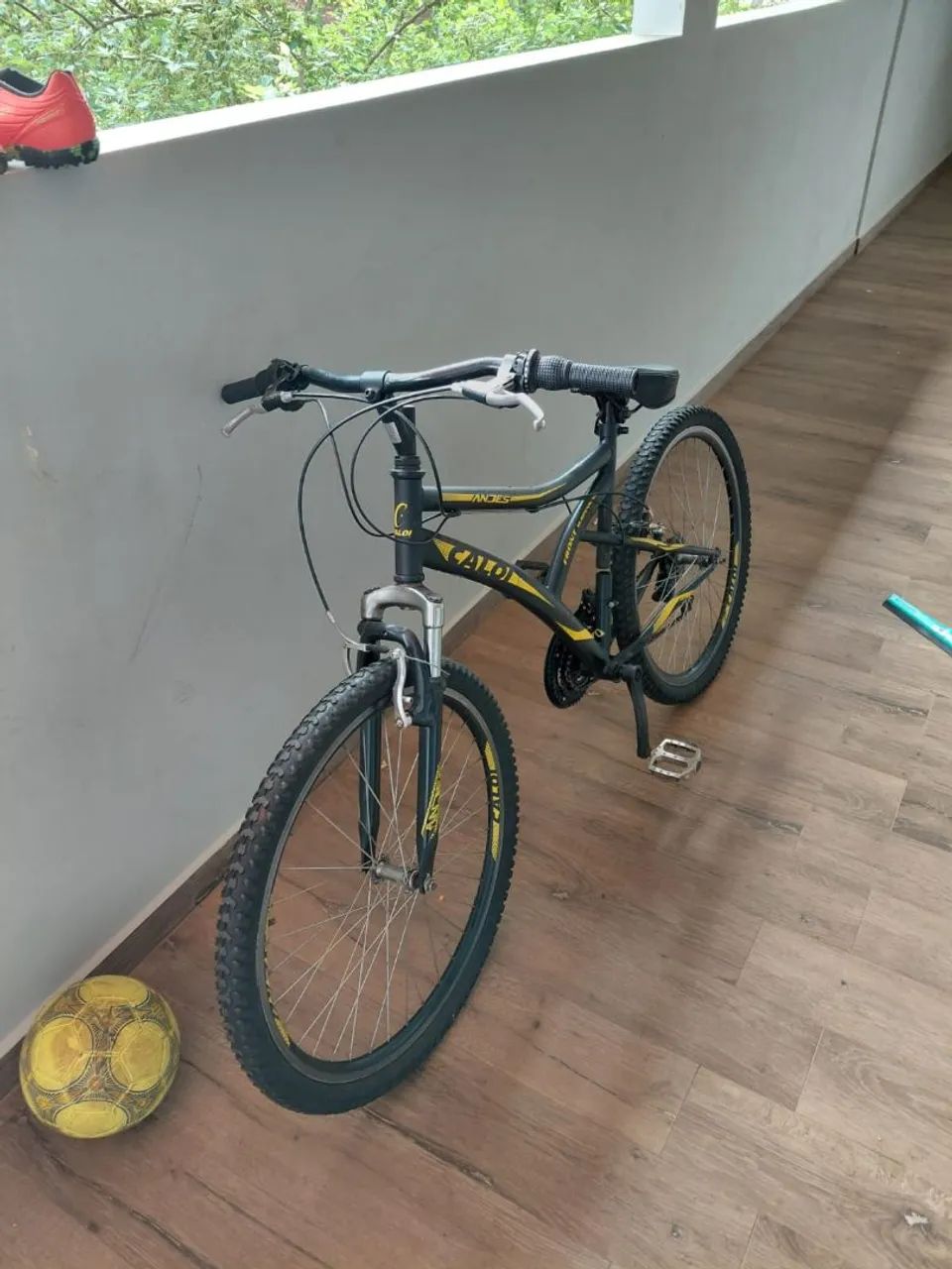 Bicicleta Caloi usada - Foto 2