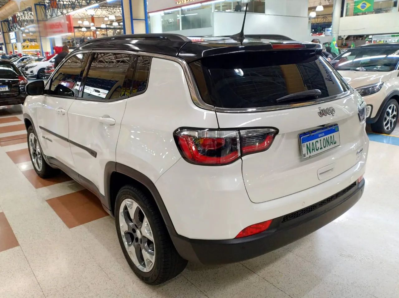 Jeep Compass Longitude 2.0 4X2 Flex 16V Aut. 2019 - Foto 3
