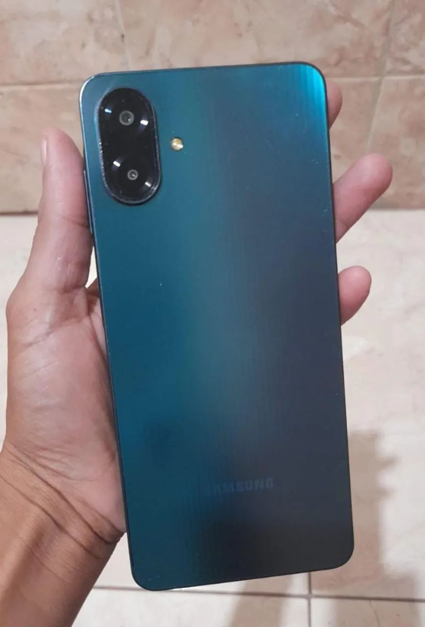 Vendo celular Samsung A07  - Foto 3