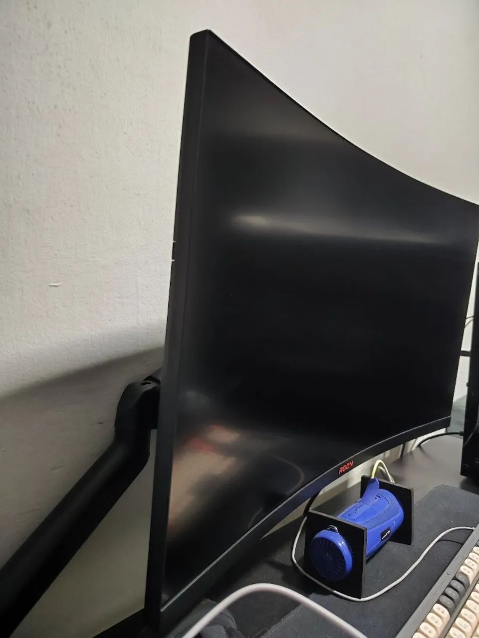 Monitor 31.5 polegadas AOC AGON Curvo  - Foto 3