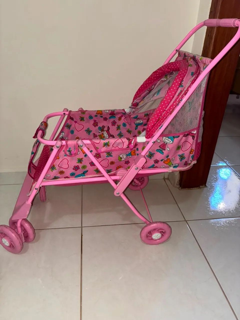 Boneca bebê reborn e enxoval completo  - Foto 5
