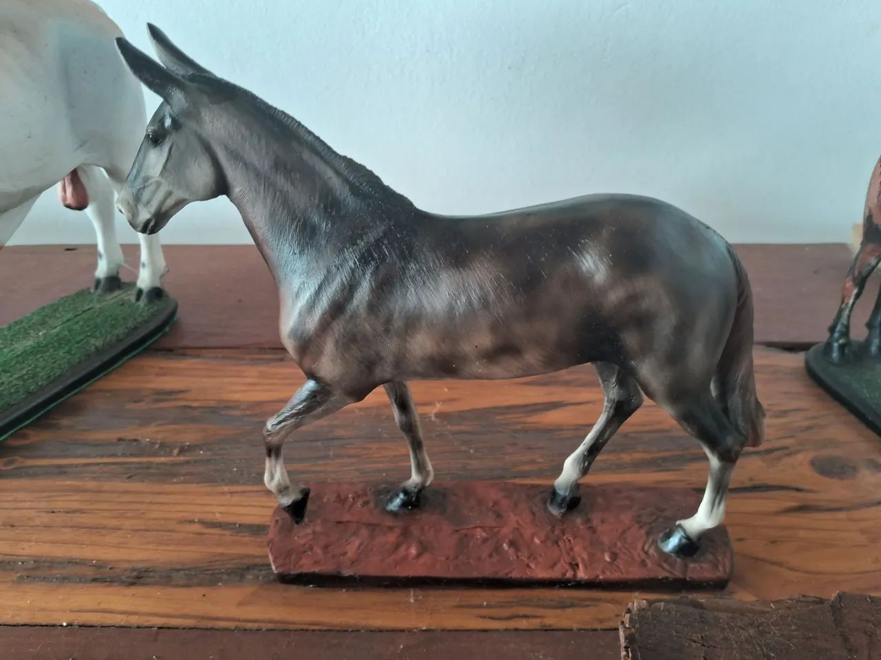 Escultura Só Raças Brindes troféus  - Foto 3