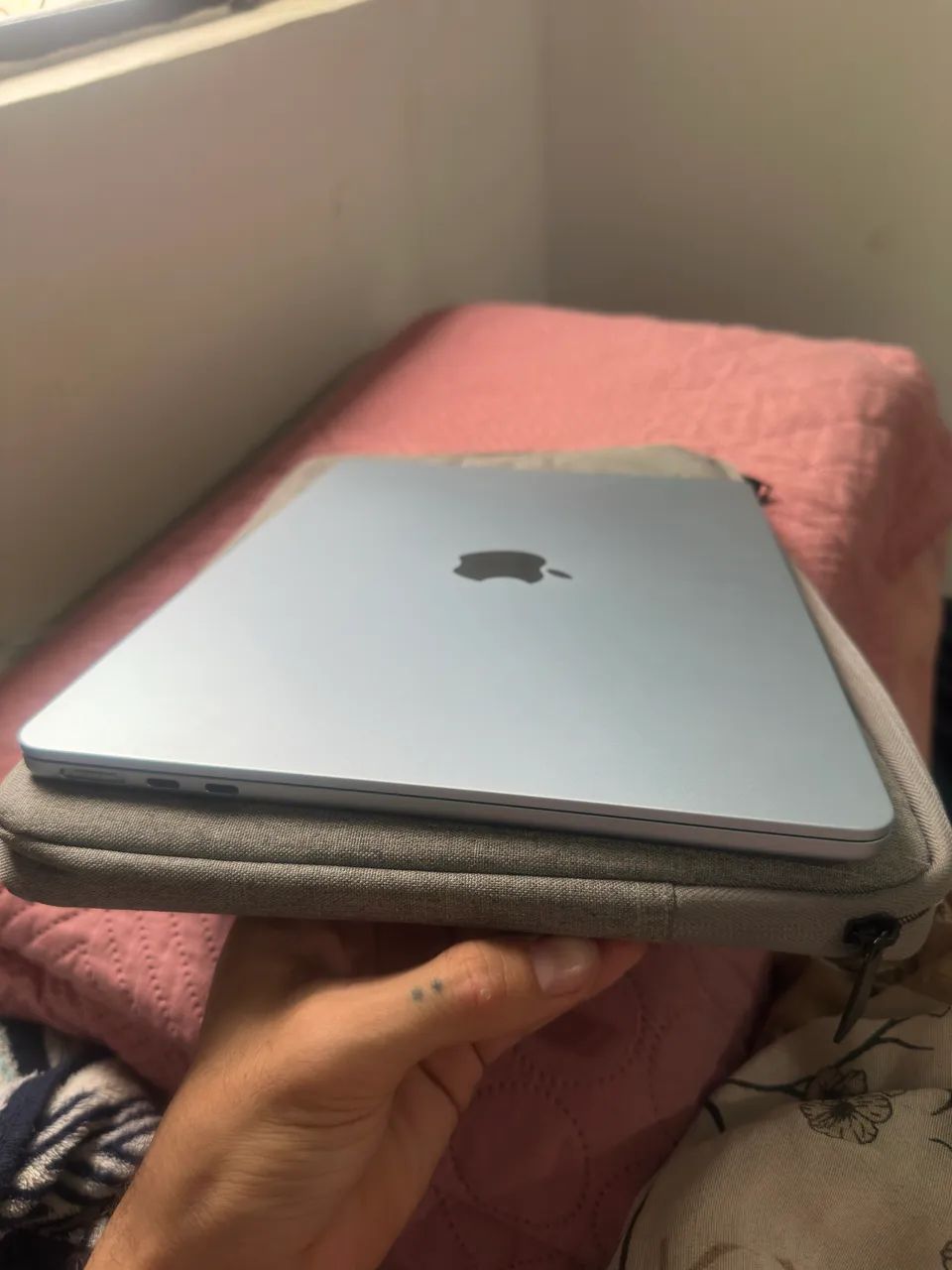 MacBook Air M4 13 - 256GB SKY BLUE ? NOVÍSSIMO, OPORTUNIDADE