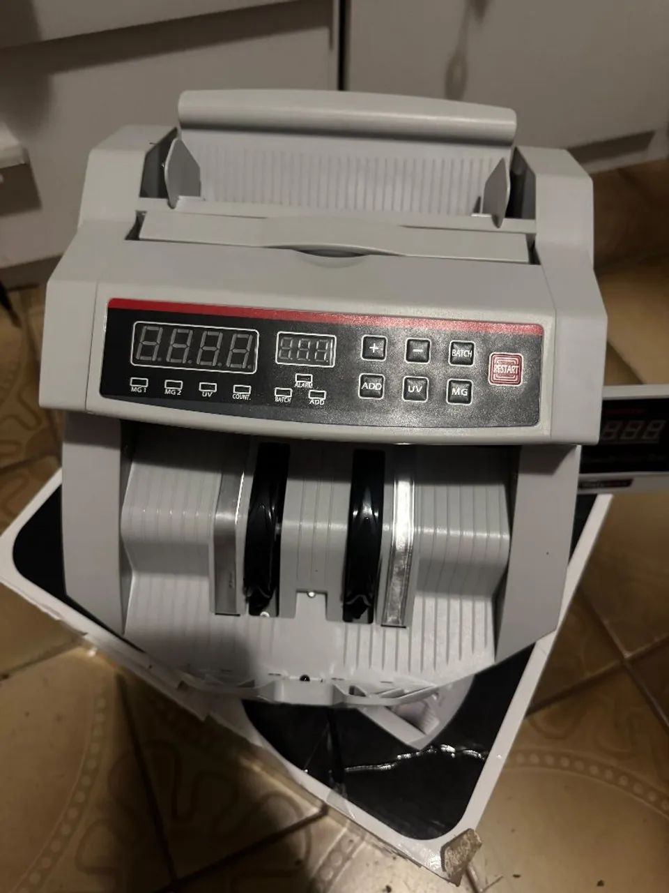 Maquina de contar dinheiro  - Foto 4