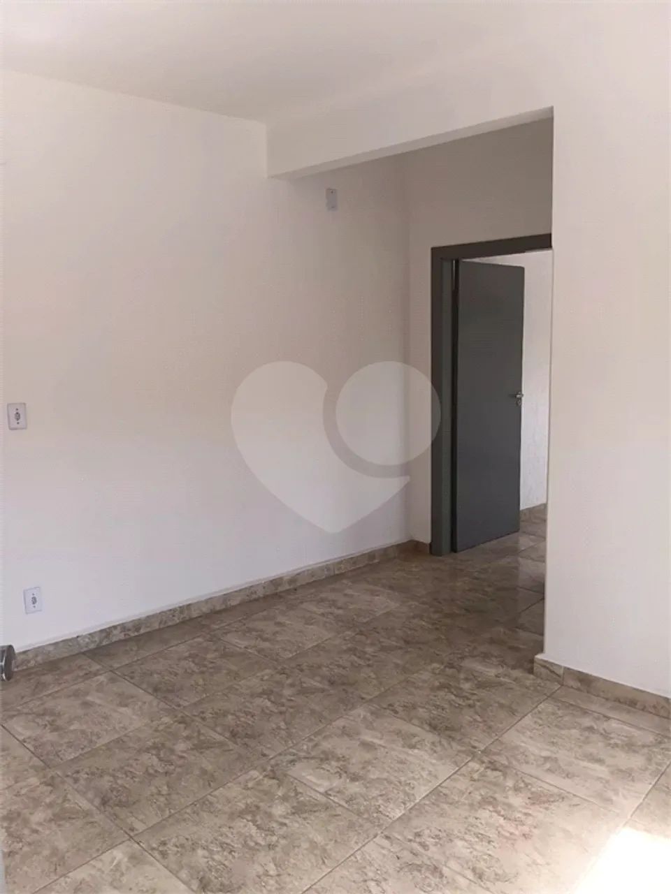 Prédio com forte apelo comercial - Foto 5