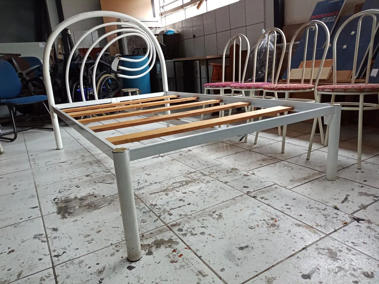 Cama de Viúvo em Metal  - Foto 4