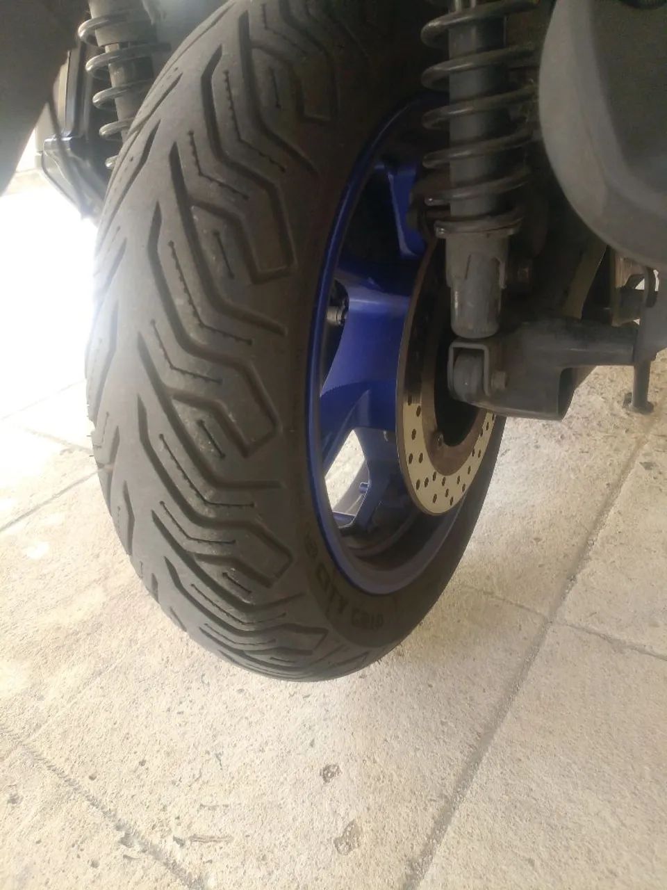 Vendo Yamaha XMax 300 2026 connected. - Foto 5