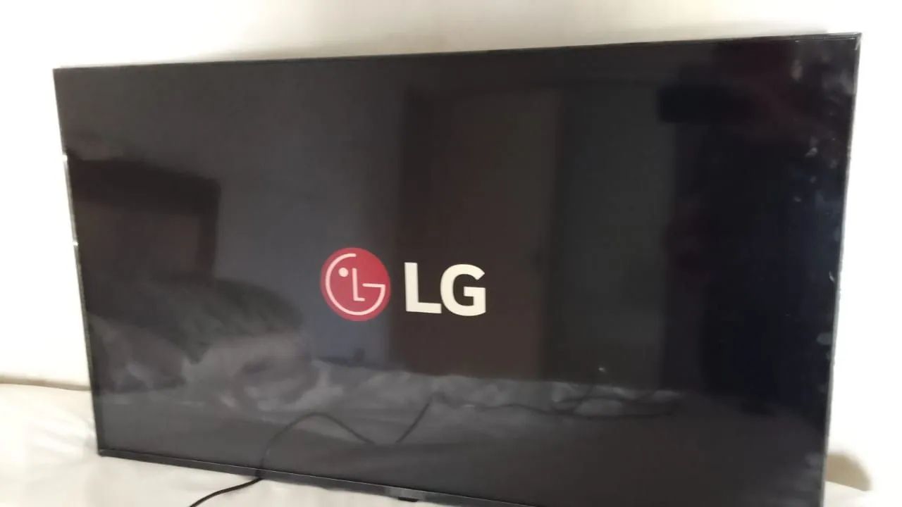 Televisão smart LG 43 P