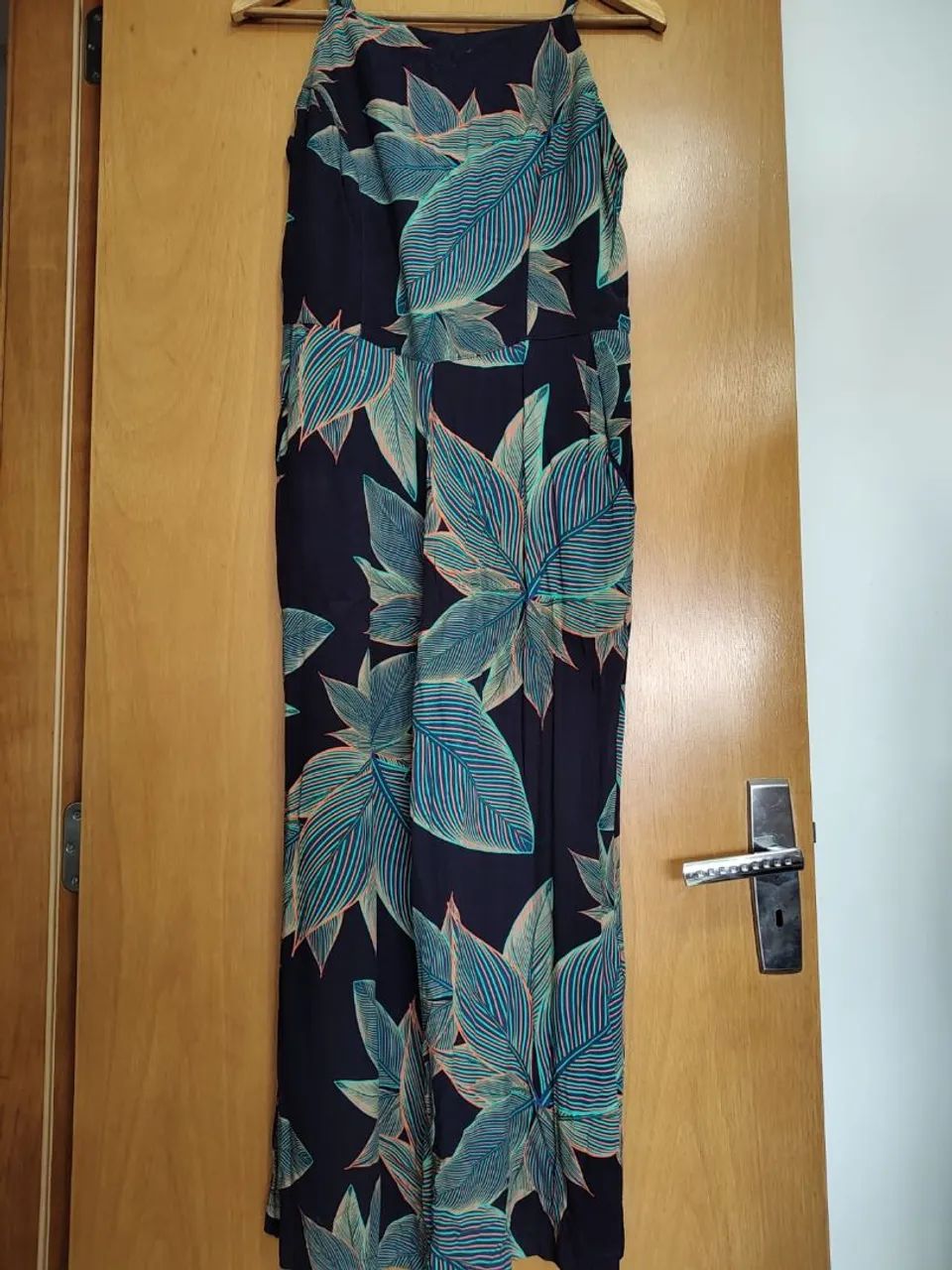 Macacão de viscose estampado