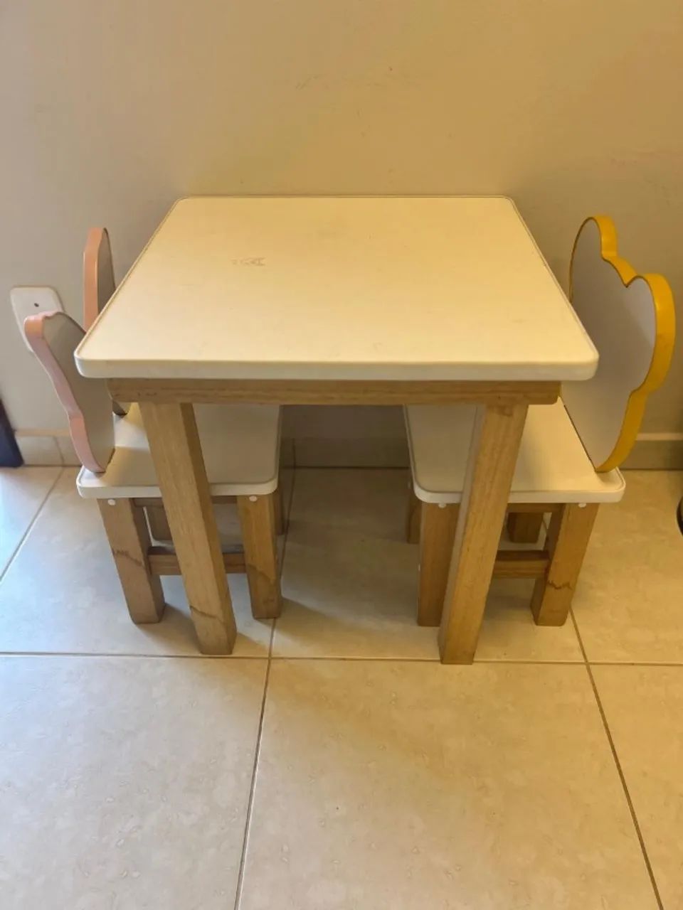Conjunto Infantil - Mesa + 2 Cadeiras - Foto 2