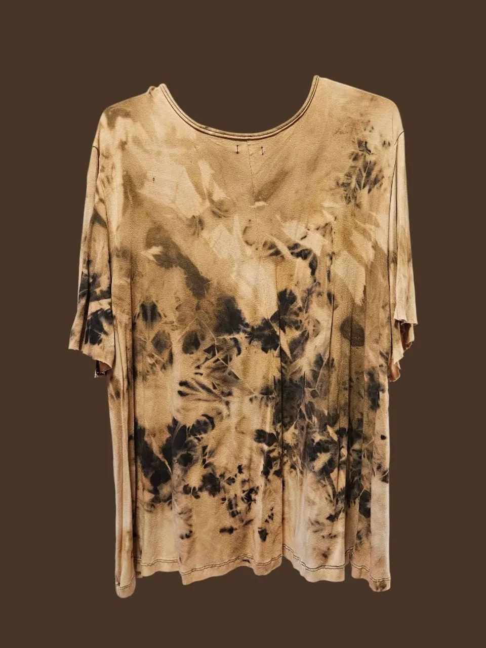 BLUSA MALHA ALGODÃO ELASTANO TIE DYE TONS DE MARROM - Foto 3