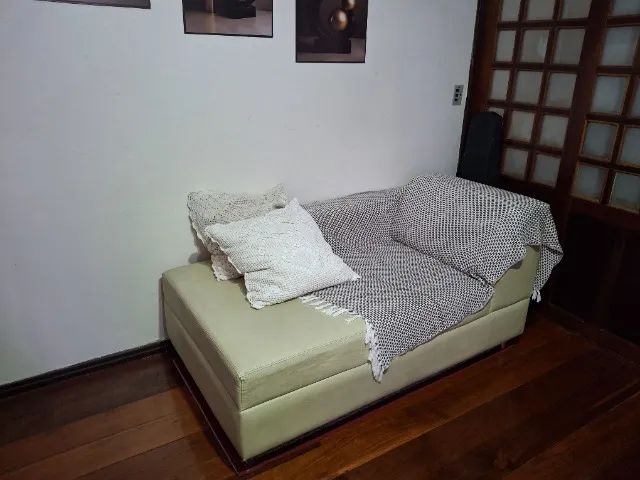 Divá  para pacientes em analise.Confortavel e conservado - Foto 2
