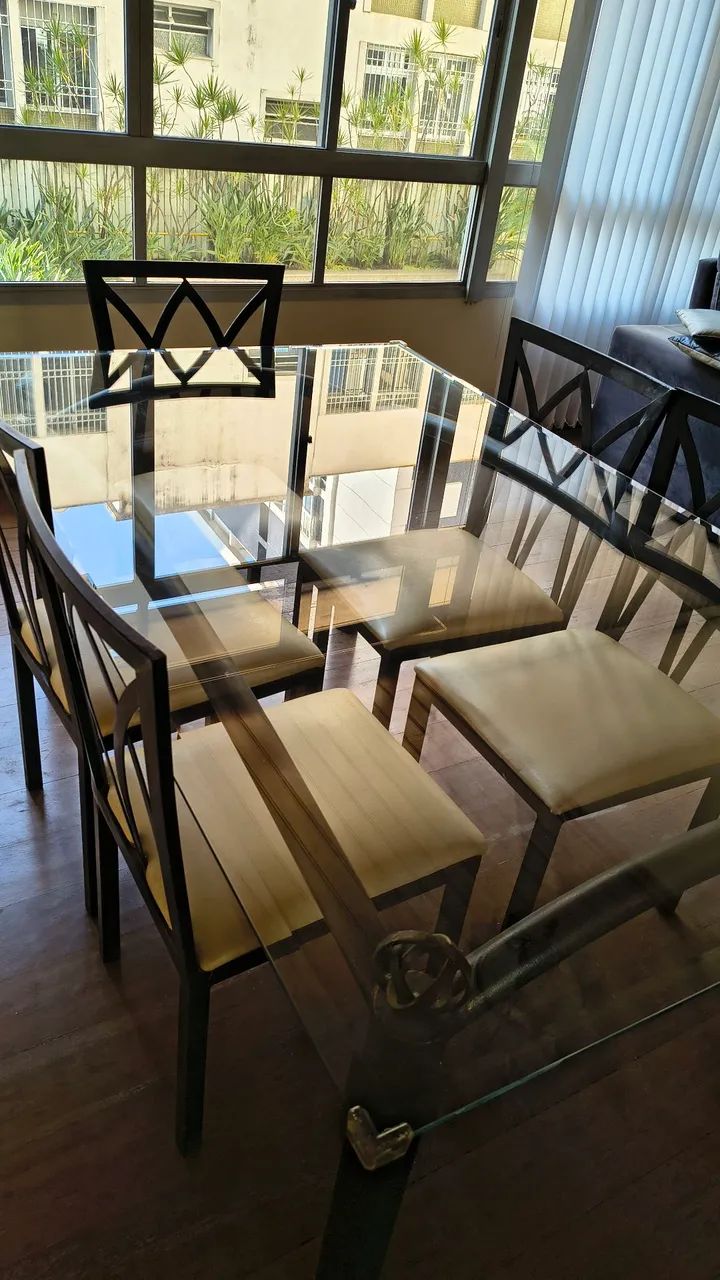 Mesa de jantar , vidro 180 cm x 110 cm , 6 cadeiras .  - Foto 5