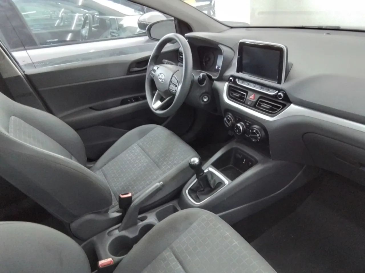 Hyundai HB20S Comfort 1.0 Flex 12V Mec. 2026 - Foto 8