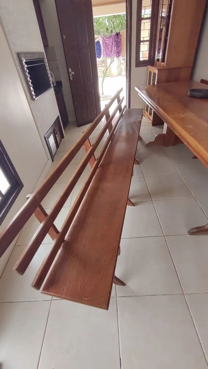 Conjunto Mesa Rústica em Madeira Maciça Angelim - com 4 Bancos - Foto 3