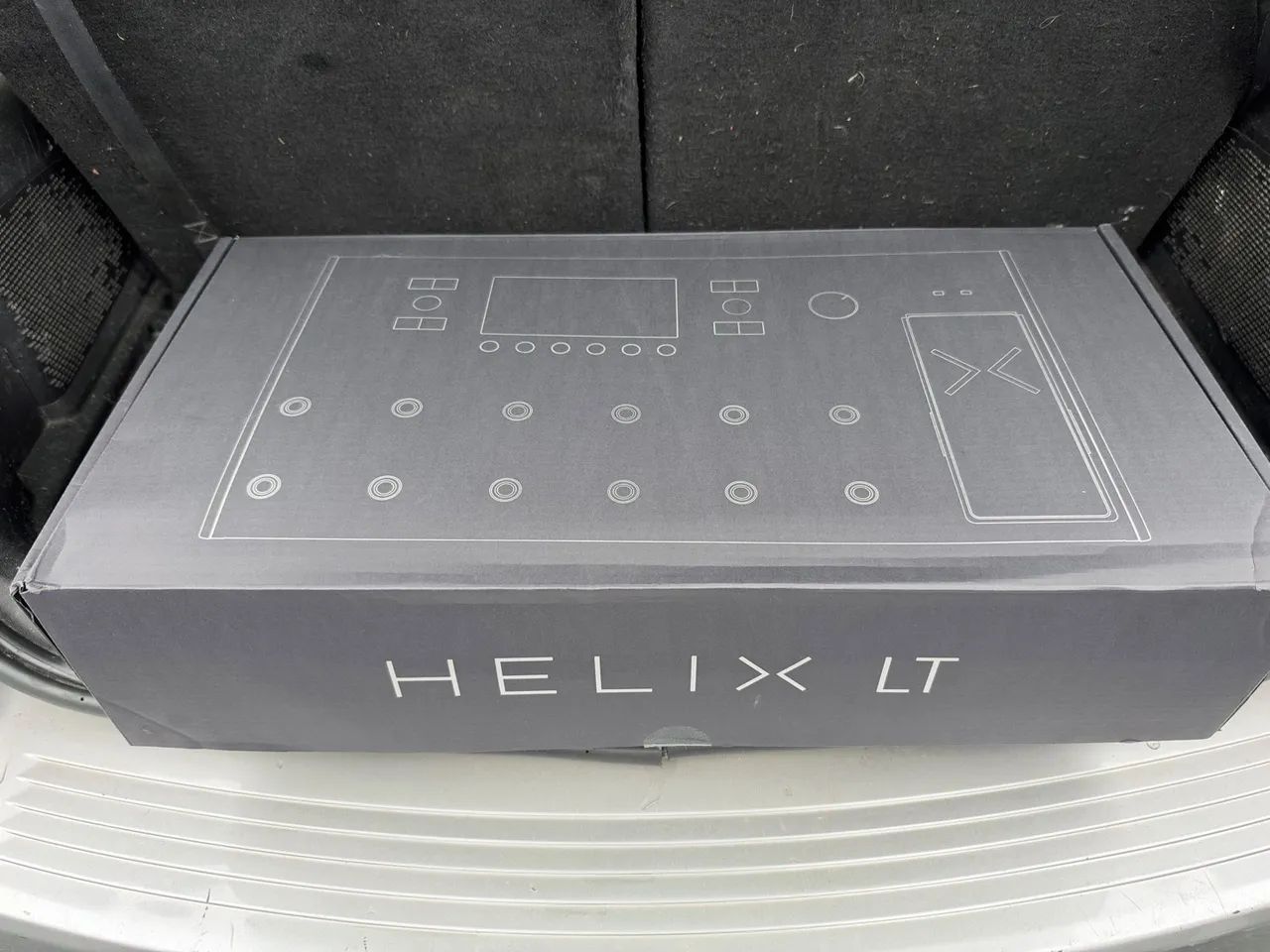 Helix LT line 6 na caixa 
