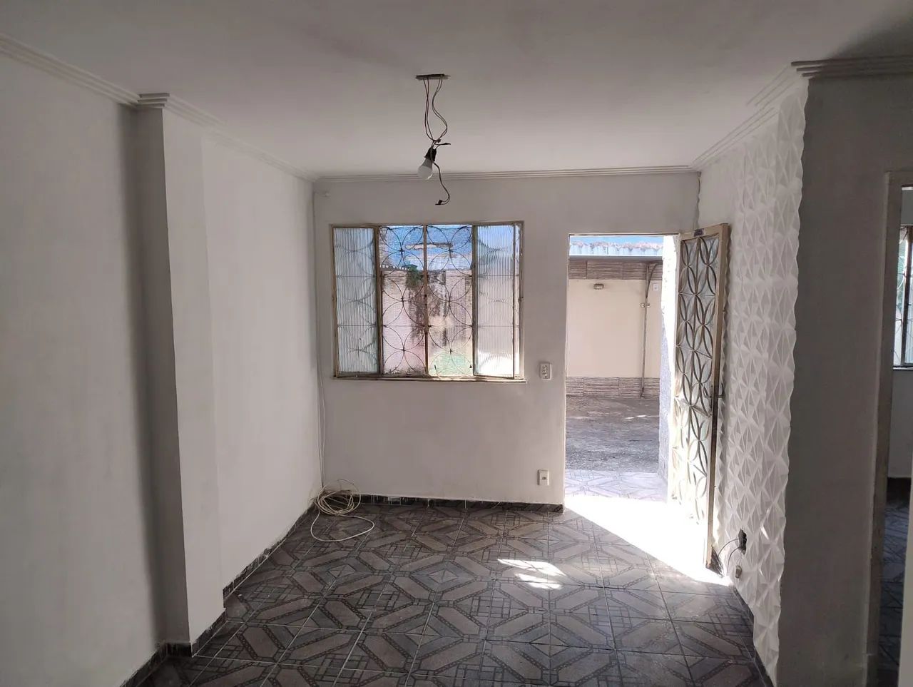 Ótima casa bem no centro de Nilópolis 