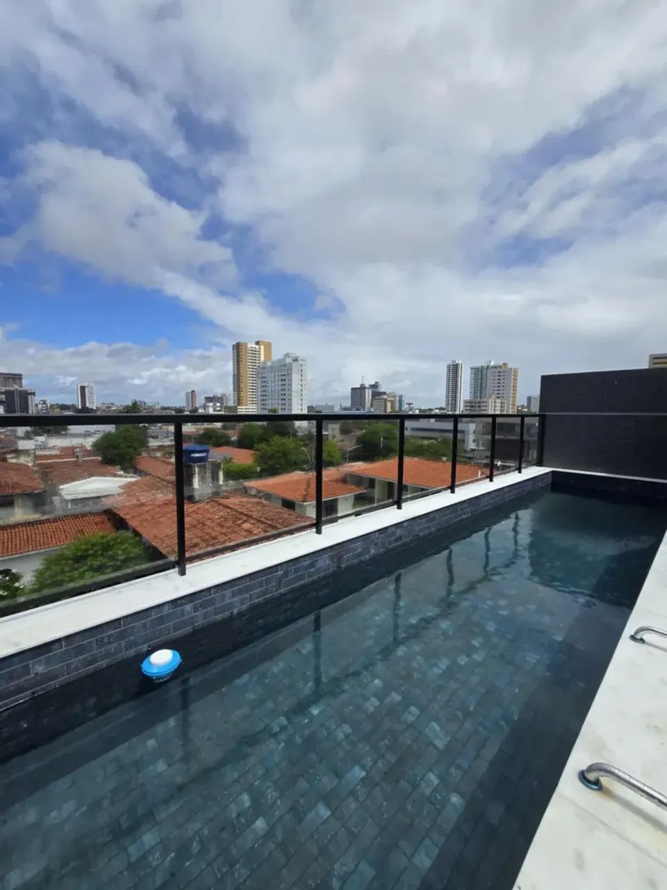 Térreo com Área no Bairro dos Estados 3 Quartos sendo 1 Suíte com Elevador e Lazer - Foto 2