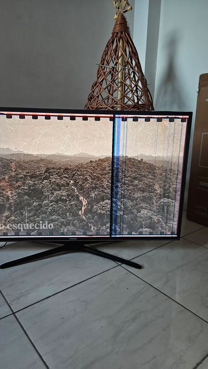 TV Samsung 43 polegadas c/defeito display - Foto 2