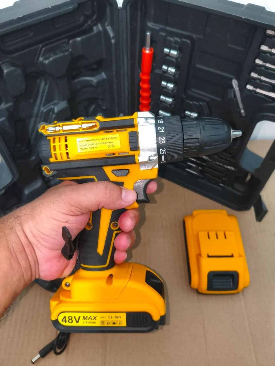Parafusadeira Furadeira 48V Bateria 