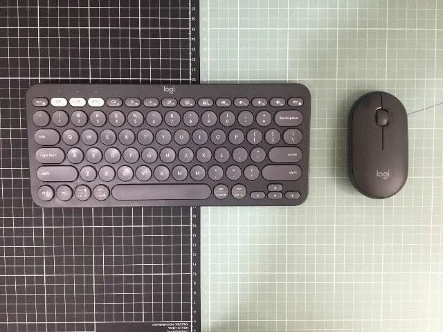 Teclado e Mouse Logitech Pebble 2