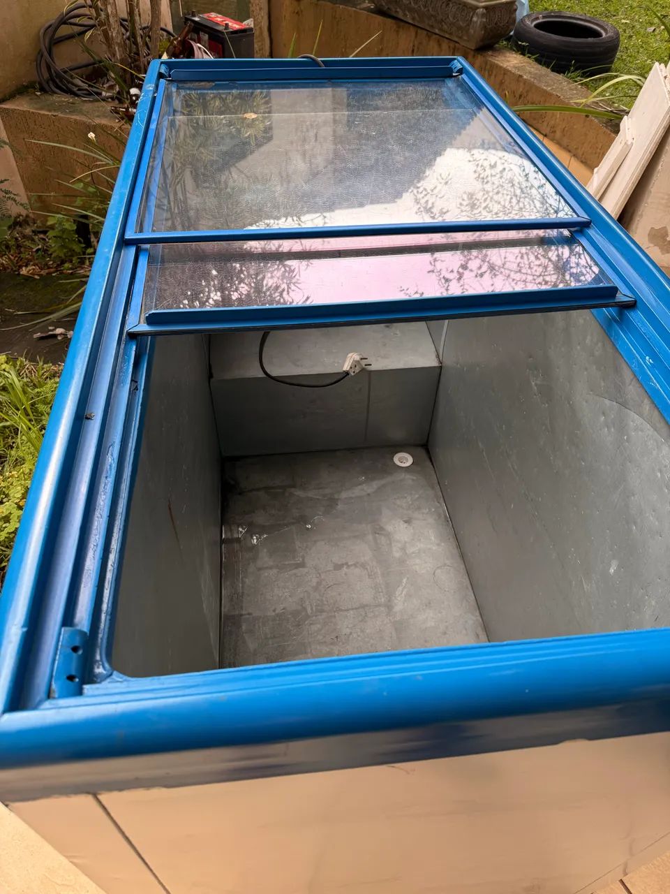 Freezer expositor 410 litros 127 volts - Foto 4