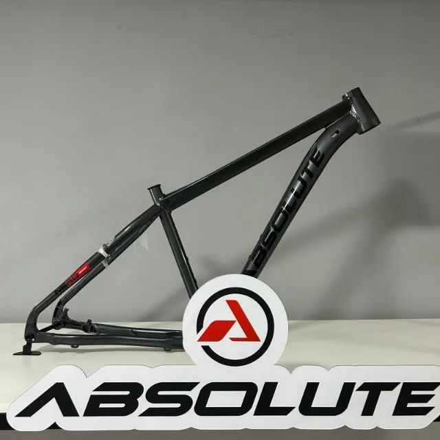 QUADRO ABSOLUTE NERO BOOST COR CZ TAM M