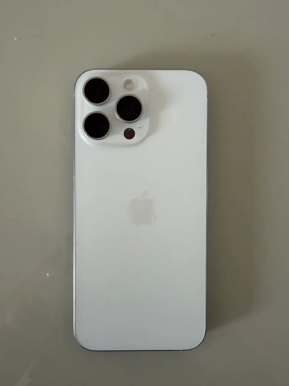 iPhone 16 PRO MAX - Foto 3