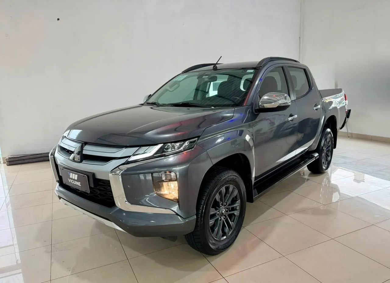 Mitsubishi Triton Triton HPE 2.4 CD 4x4 TB Diesel Aut. 2025