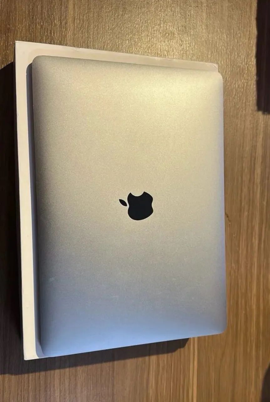 Macbook M1