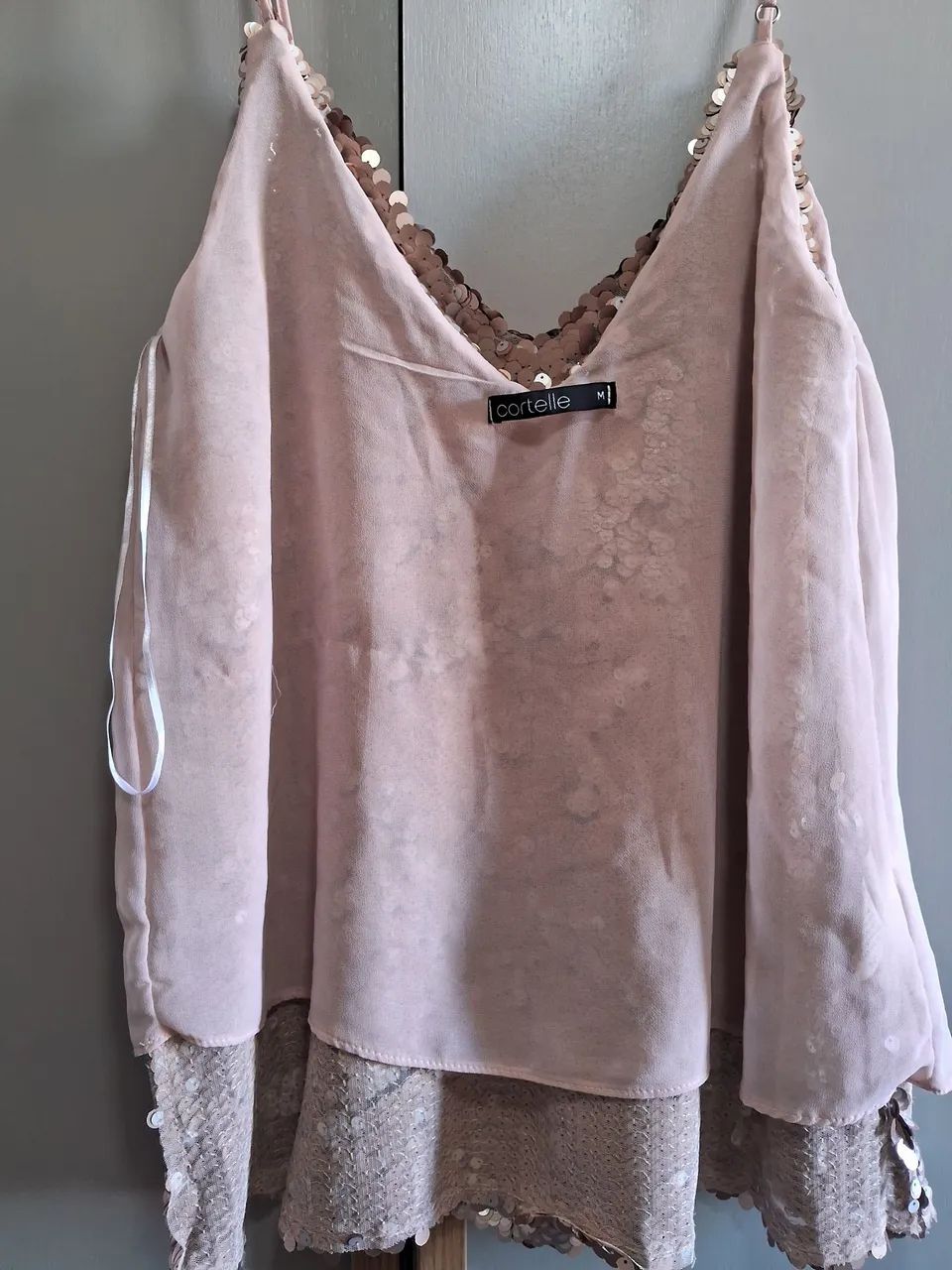 Blusinha de alca em paetes com forro - Foto 3
