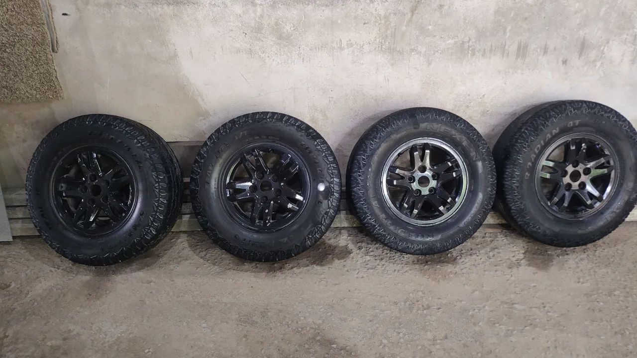 Roda com pneu aro 15