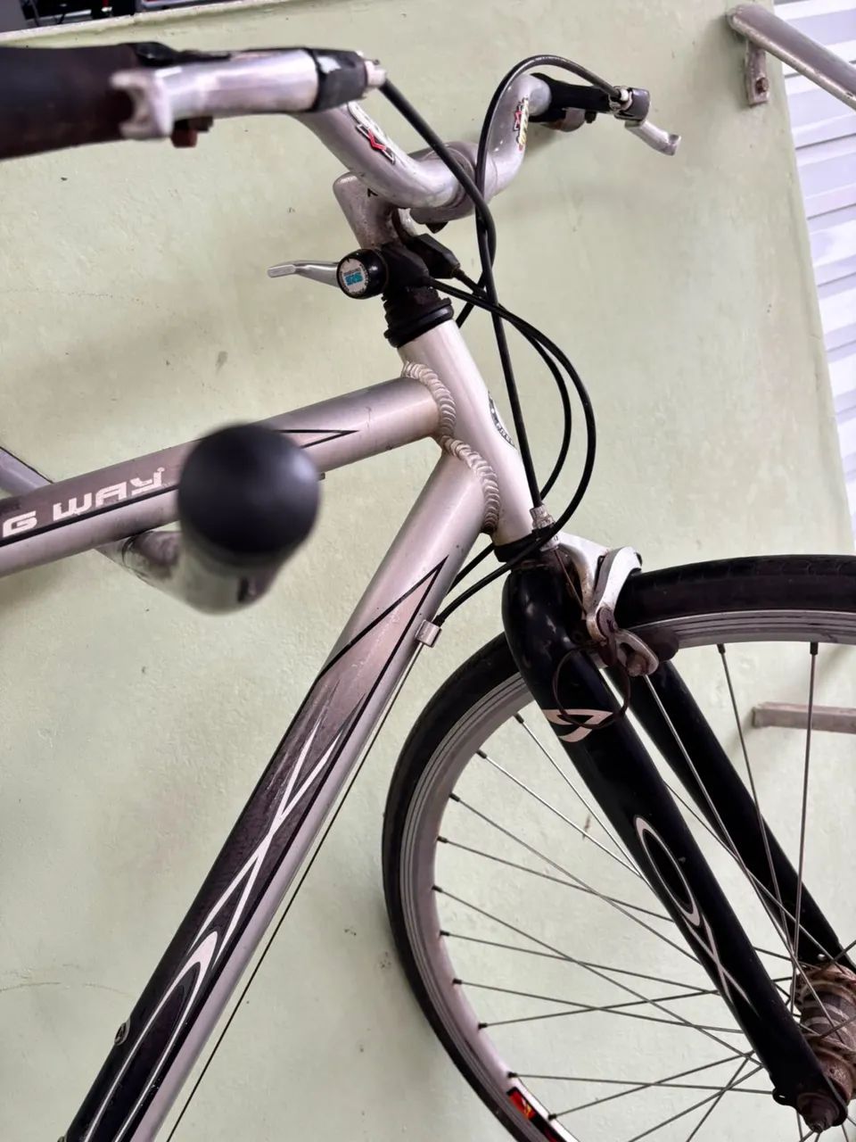 Bicicleta alumínio  - Foto 4