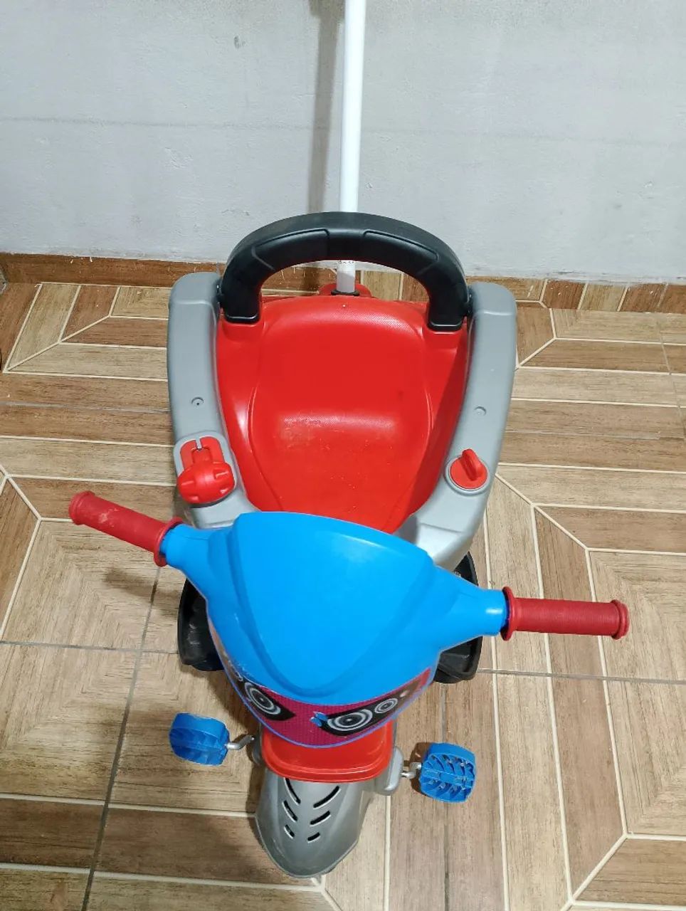 Triciclo infantil 